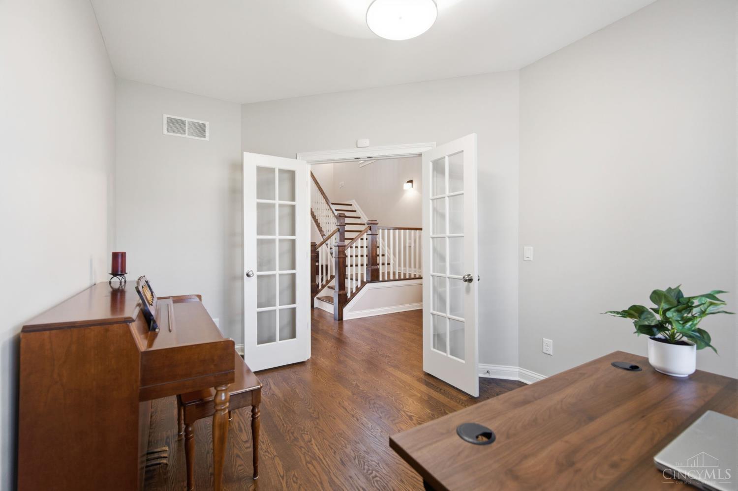 7269 Rita Lane