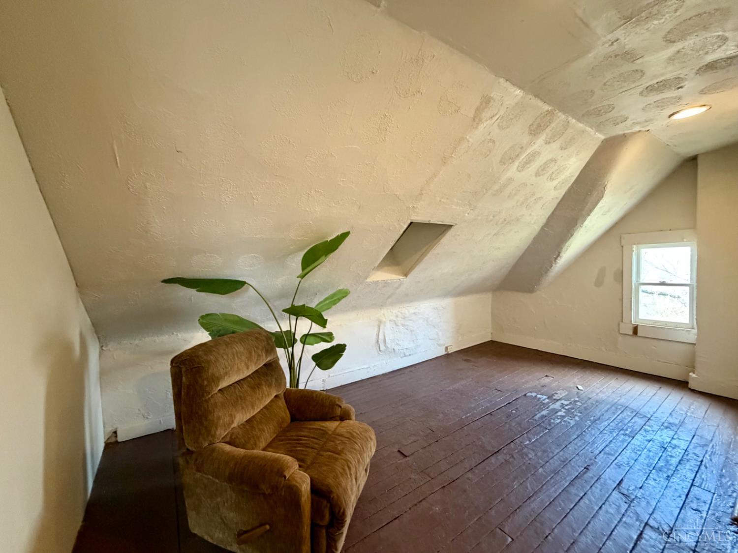 2355 W McMicken Avenue