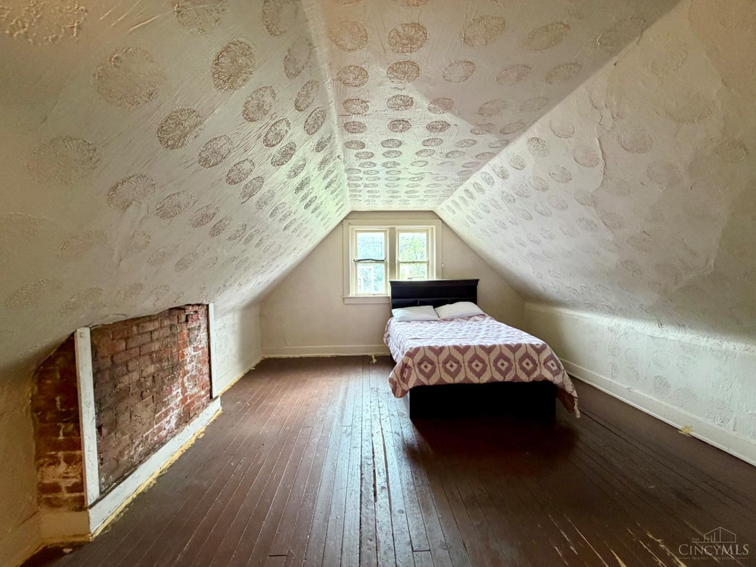 2355 W McMicken Avenue