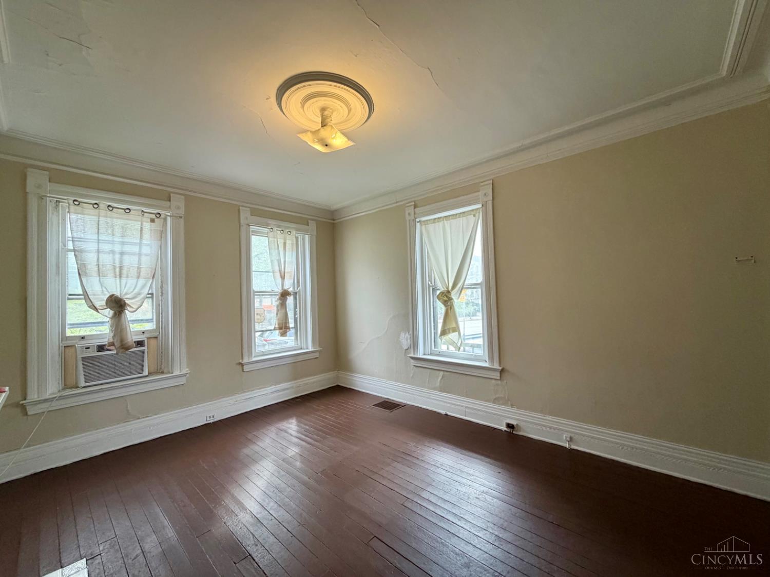 2355 W McMicken Avenue