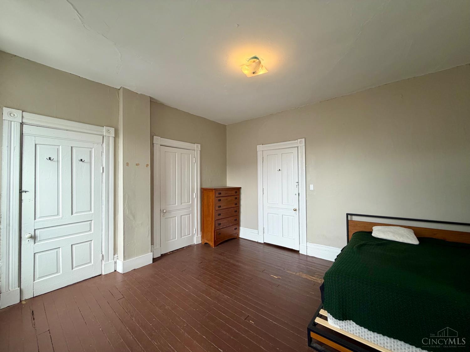 2355 W McMicken Avenue