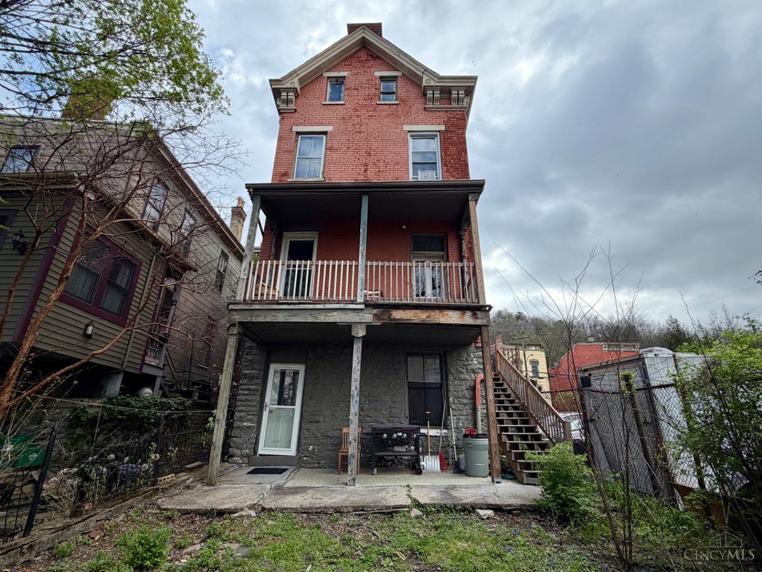 2355 W McMicken Avenue