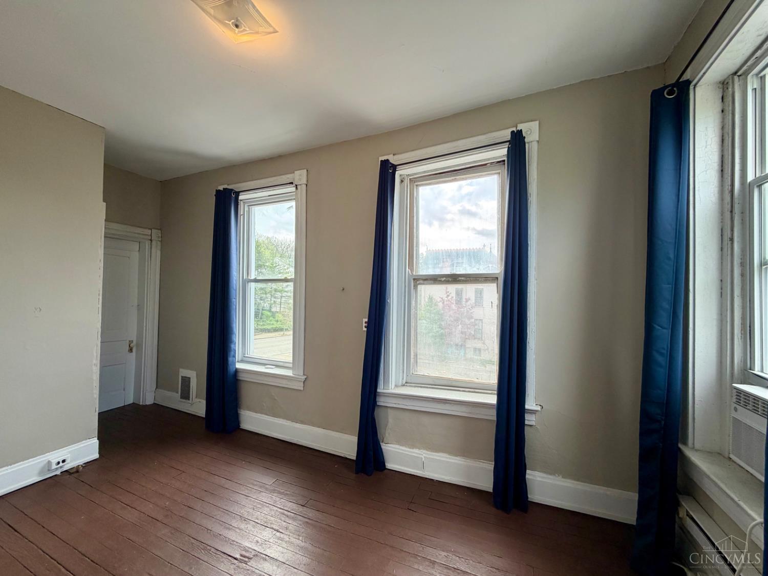 2355 W McMicken Avenue