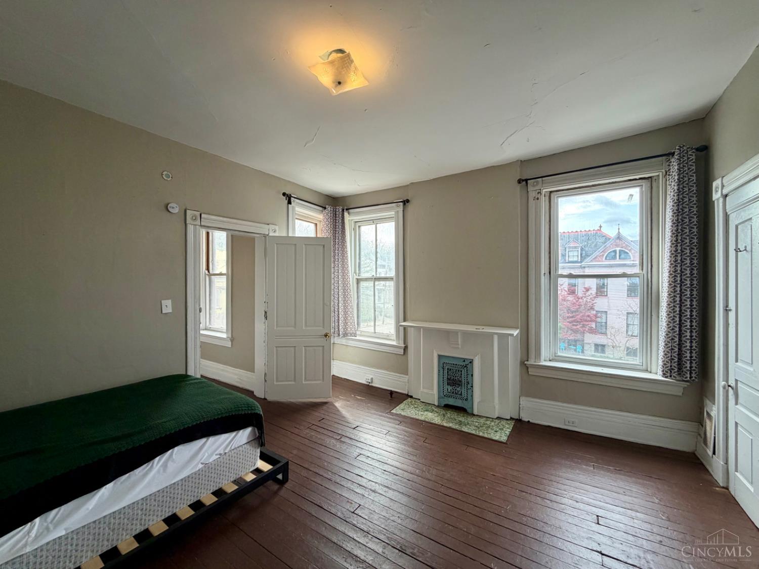 2355 W McMicken Avenue