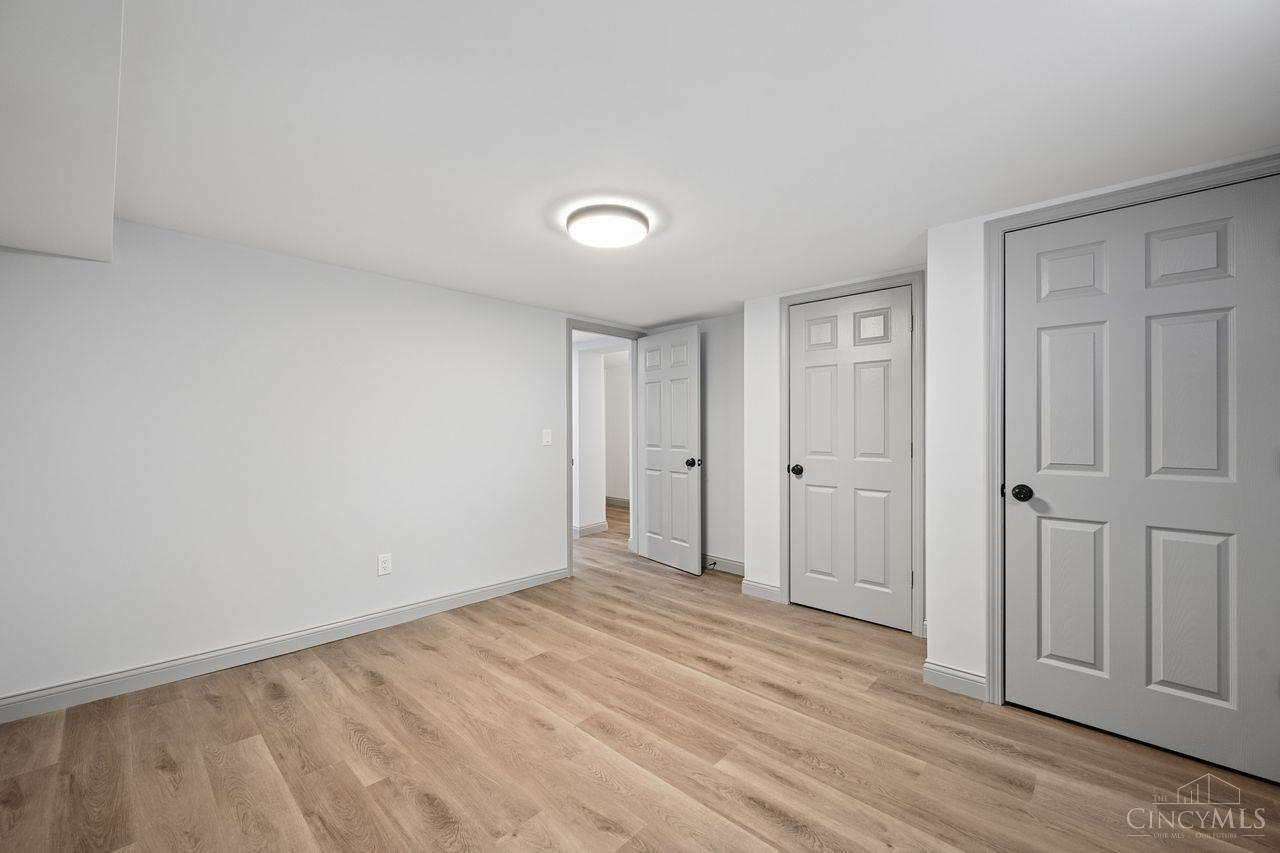 6826 Sampson Lane