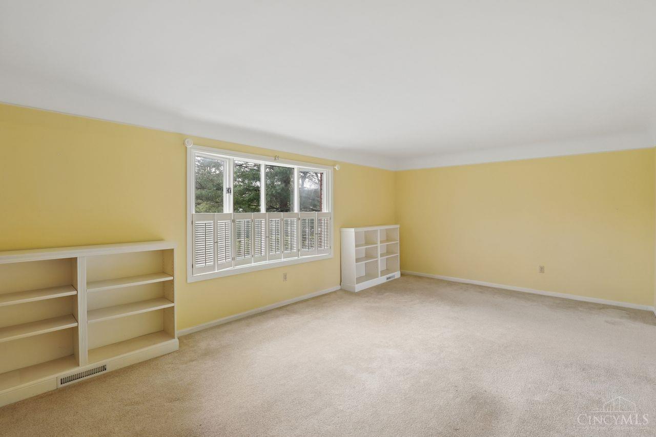 10215 Pendery Drive
