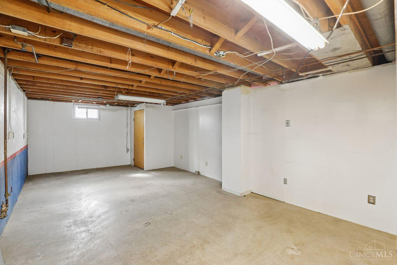10215 Pendery Drive