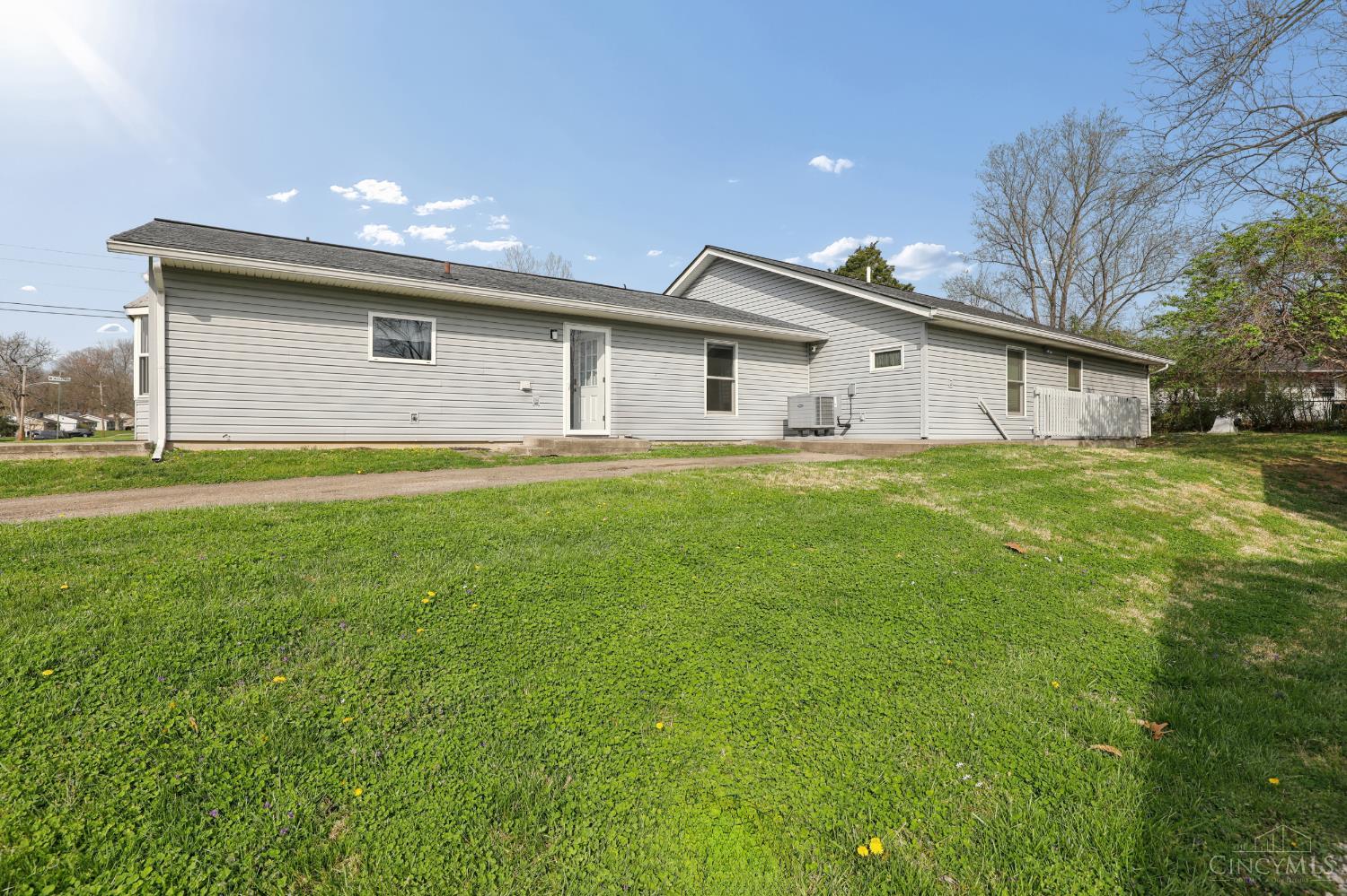 1208 Bellwood Drive