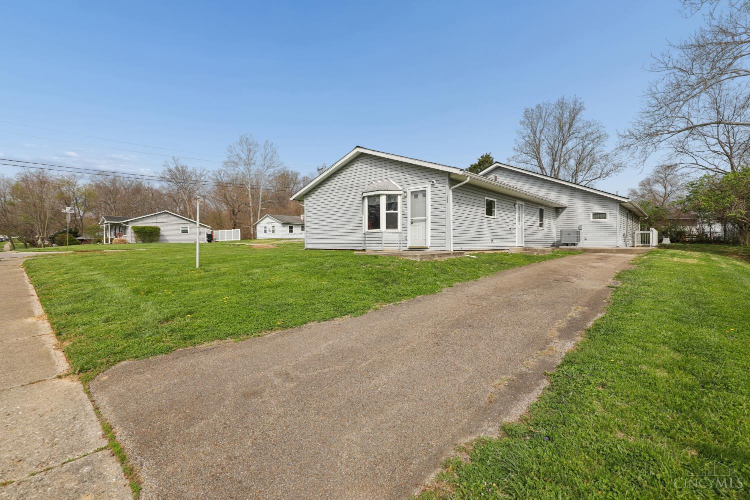 1208 Bellwood Drive