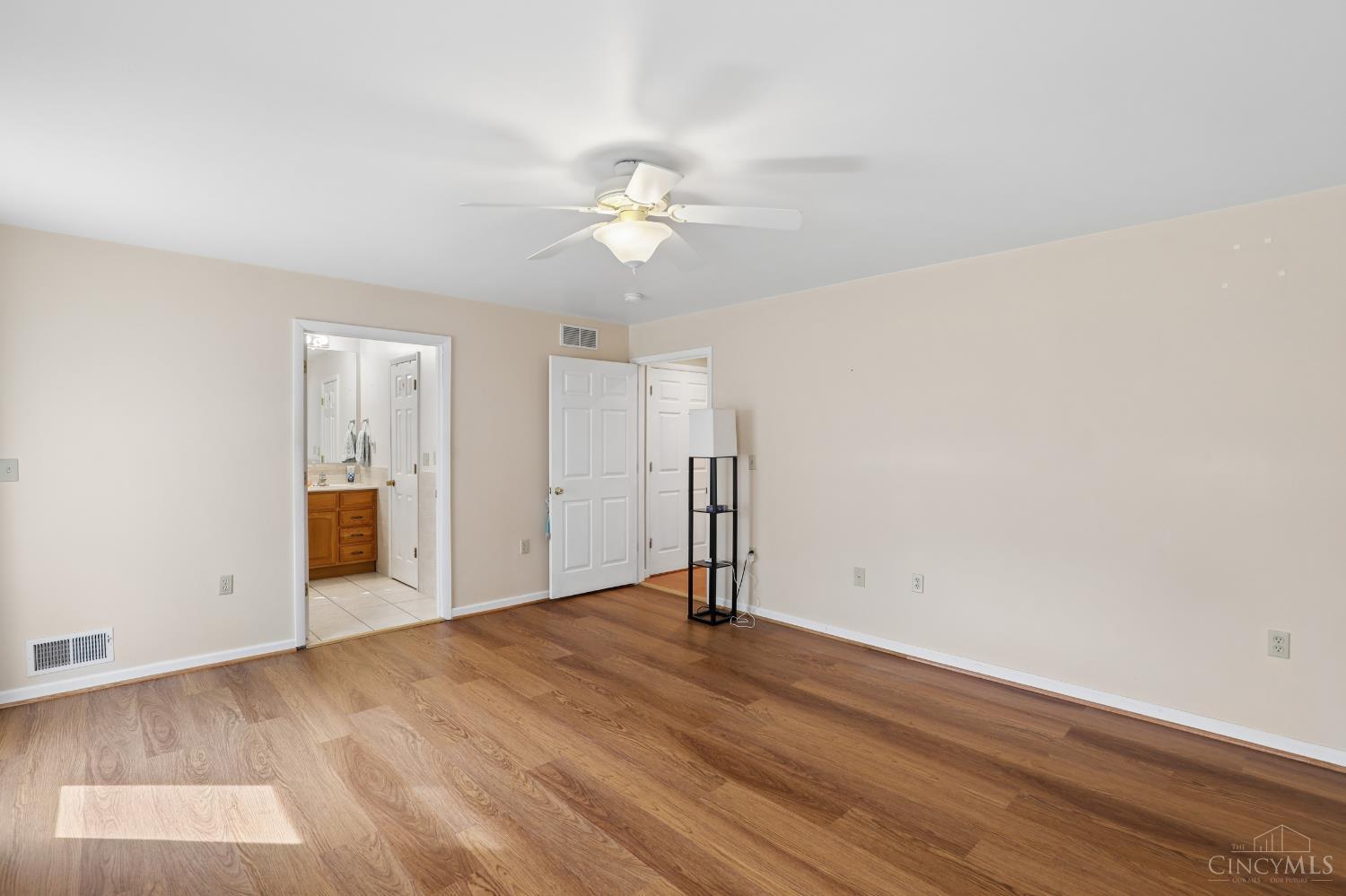 1208 Bellwood Drive