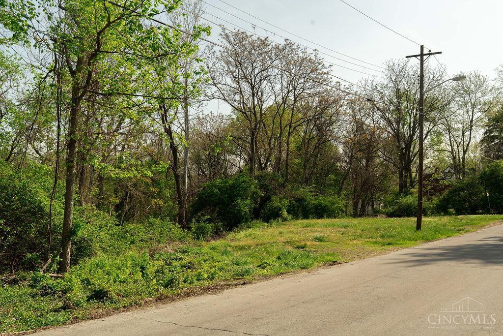 6462 Crestview Avenue