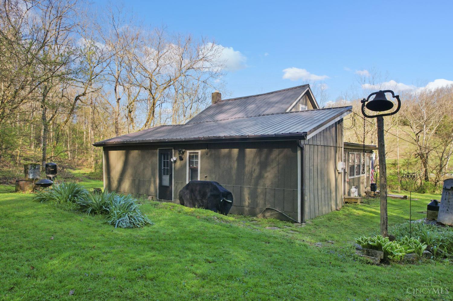 598 Neville-Penn Schoolhouse Road