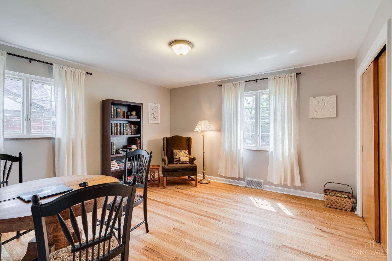 46 Forest Avenue