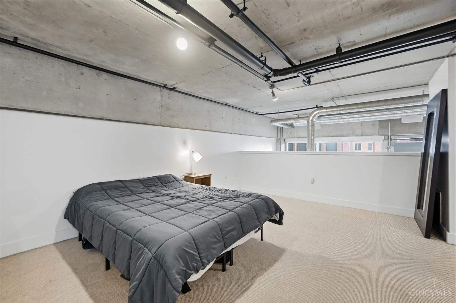 353 W Fourth Street 209