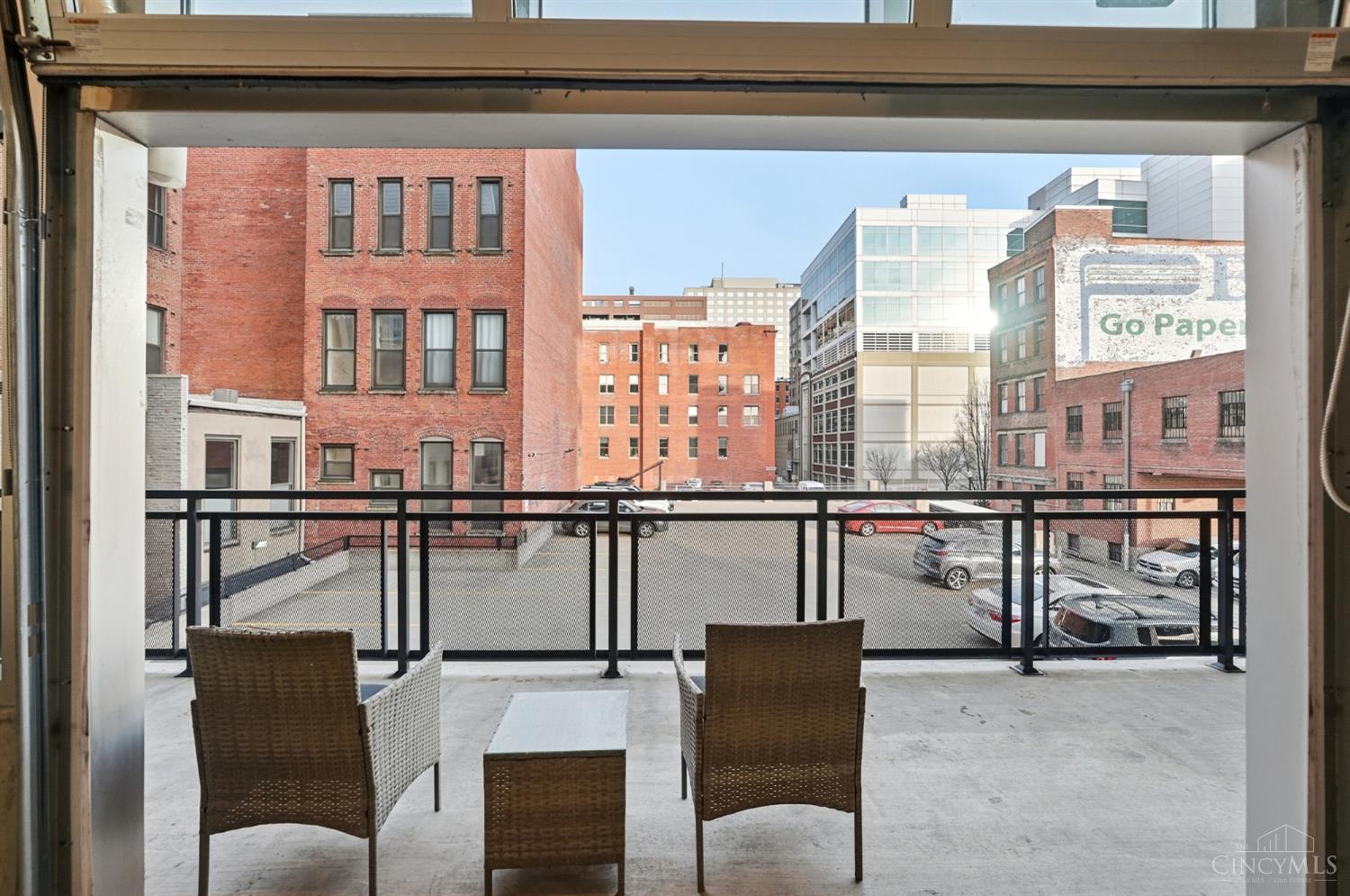 353 W Fourth Street 209