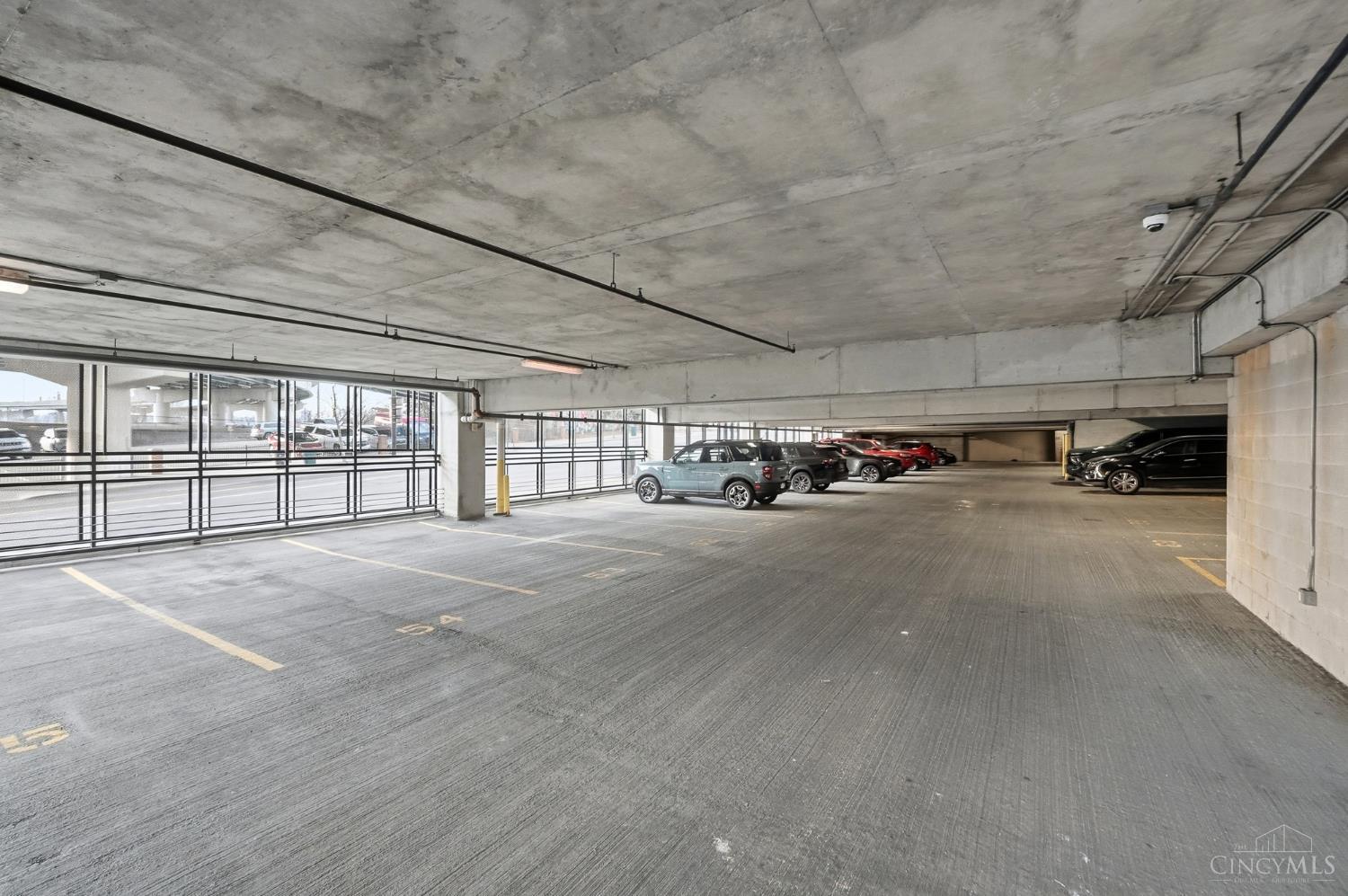 353 W Fourth Street 209