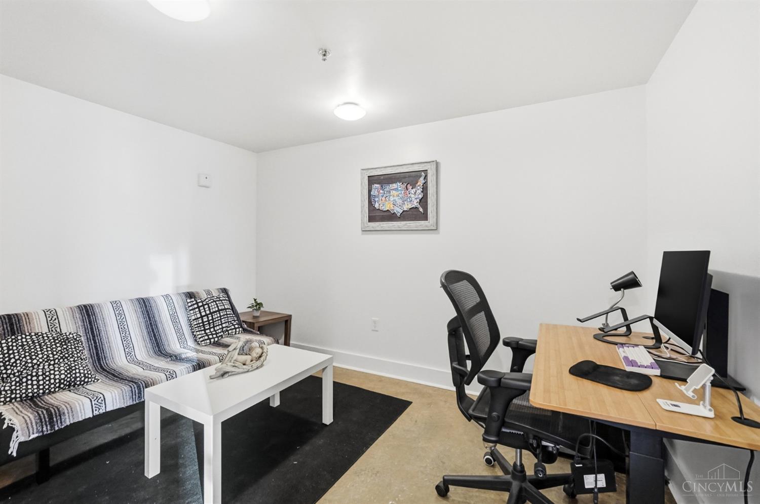 353 W Fourth Street 209