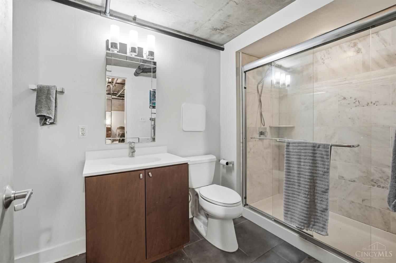 353 W Fourth Street 209