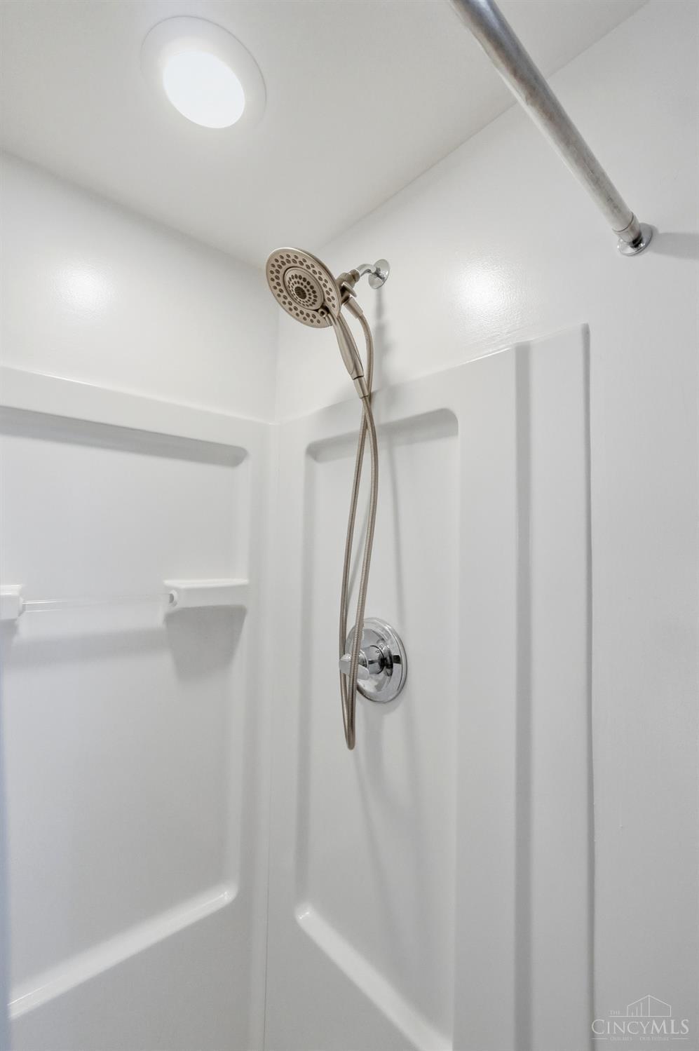 353 W Fourth Street 209