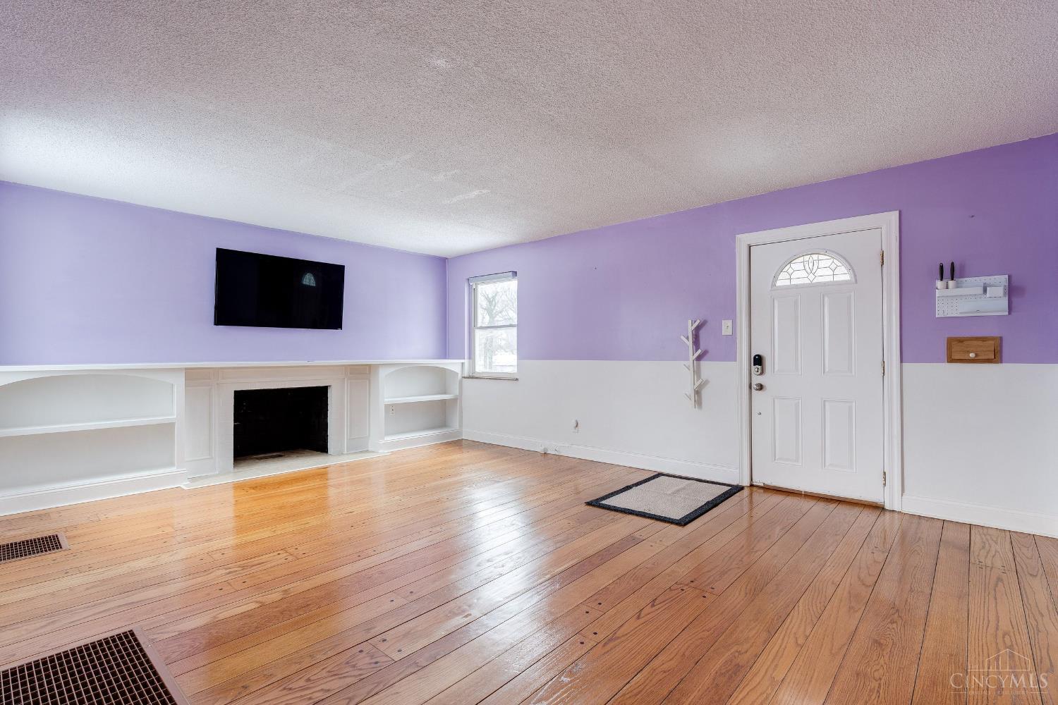 3523 Mary Ann Lane