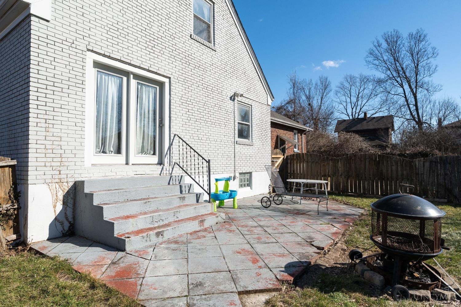 3523 Mary Ann Lane