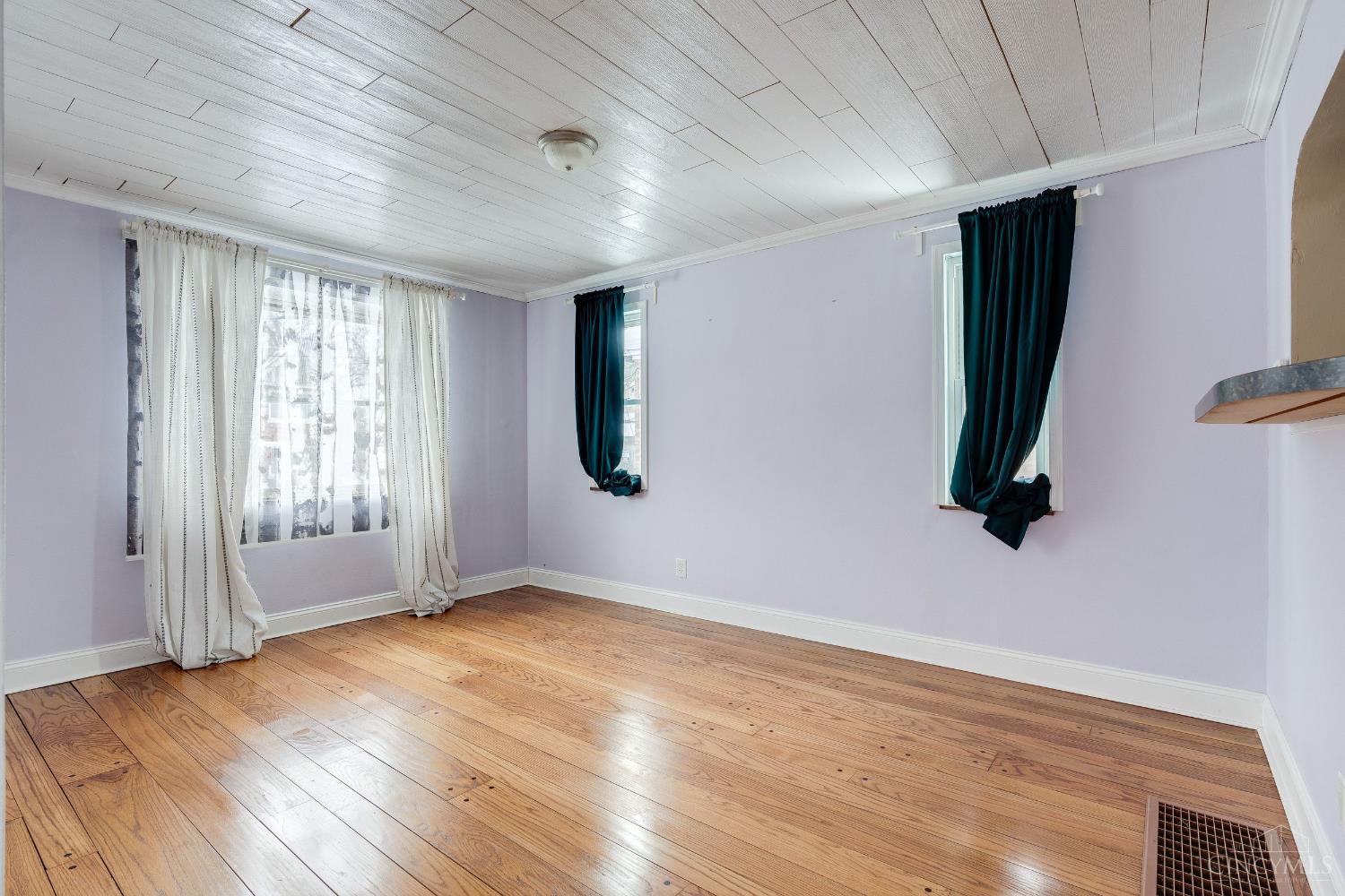 3523 Mary Ann Lane