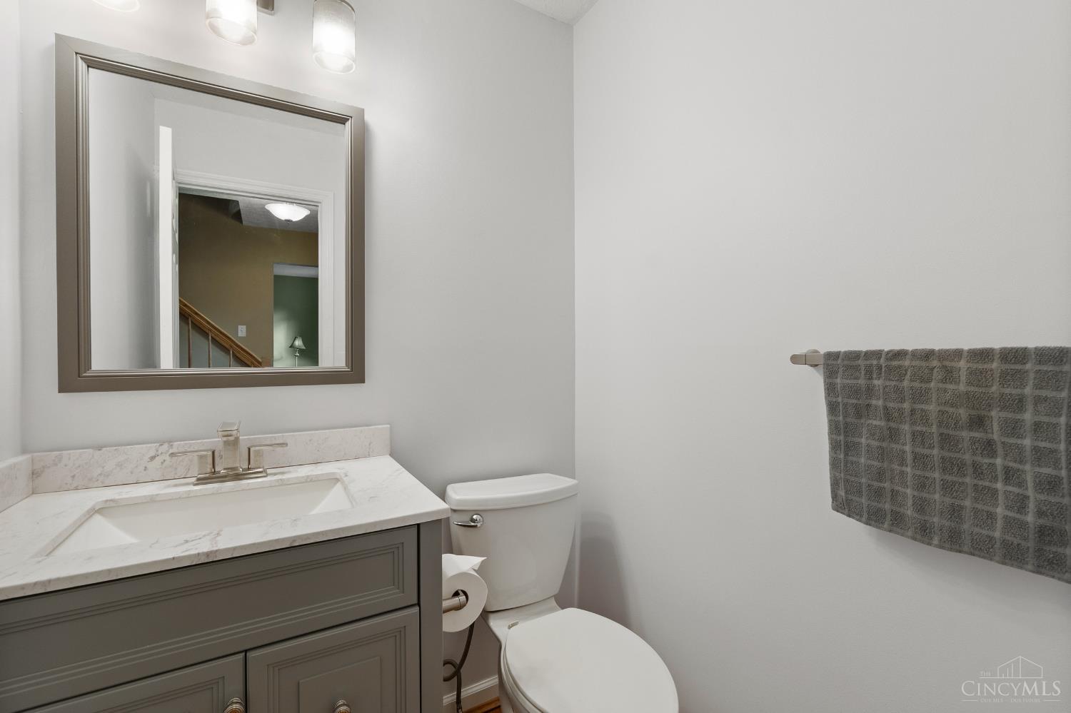 5660 Chestnut View Lane