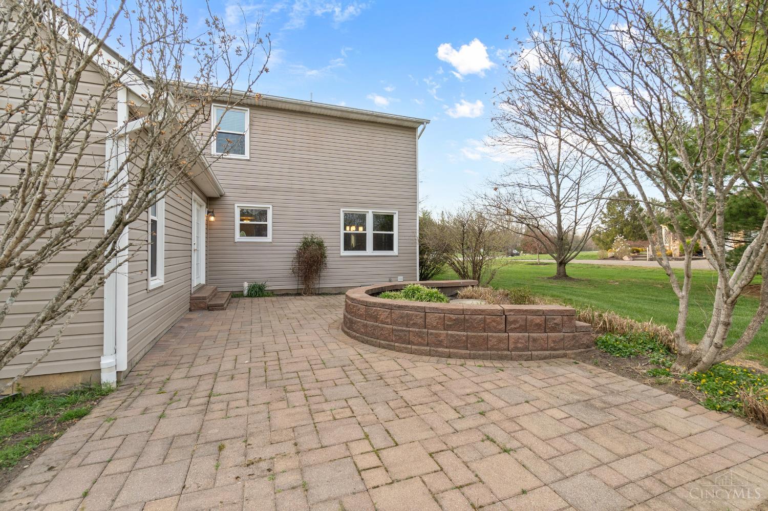 5660 Chestnut View Lane