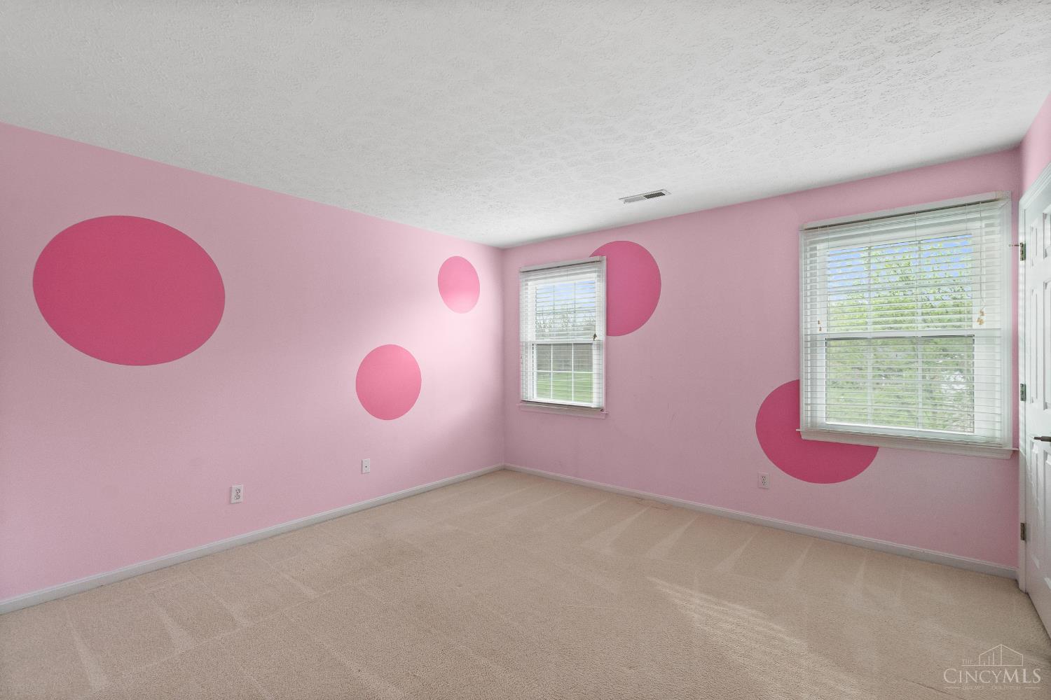 5660 Chestnut View Lane