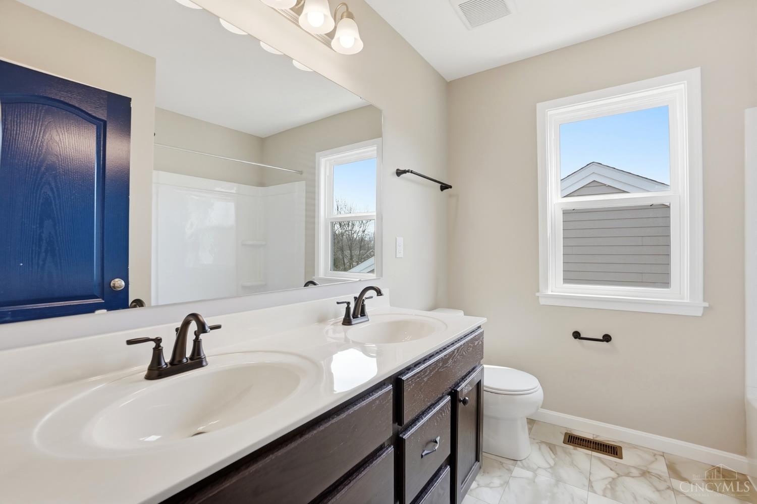 2615 Golden Leaf Drive