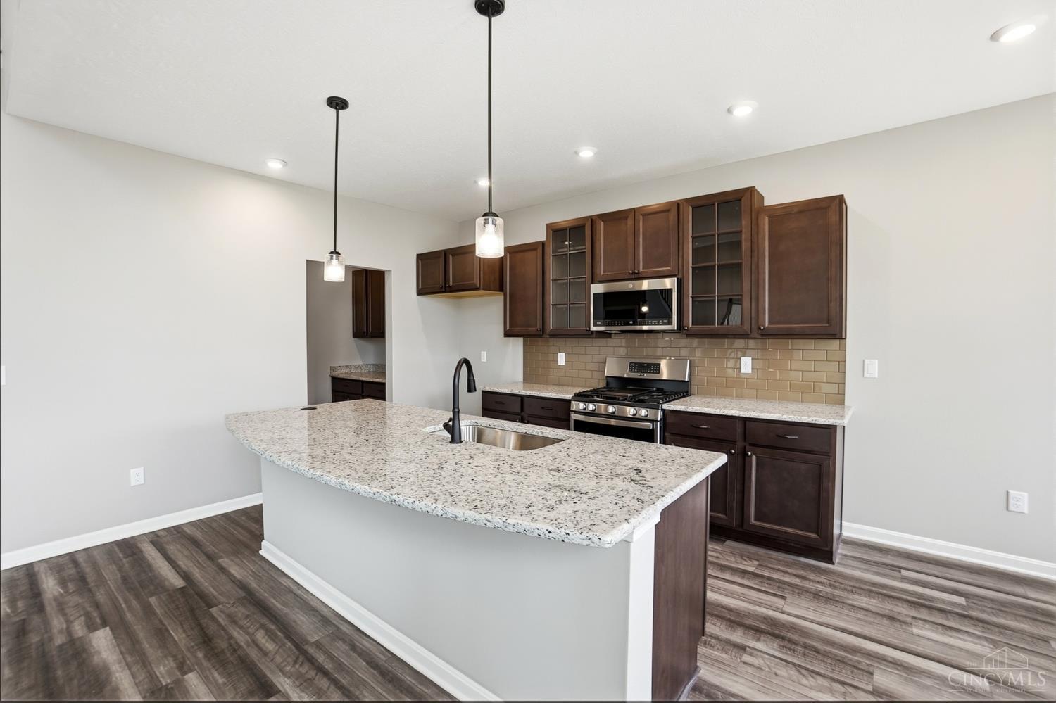 2615 Golden Leaf Drive