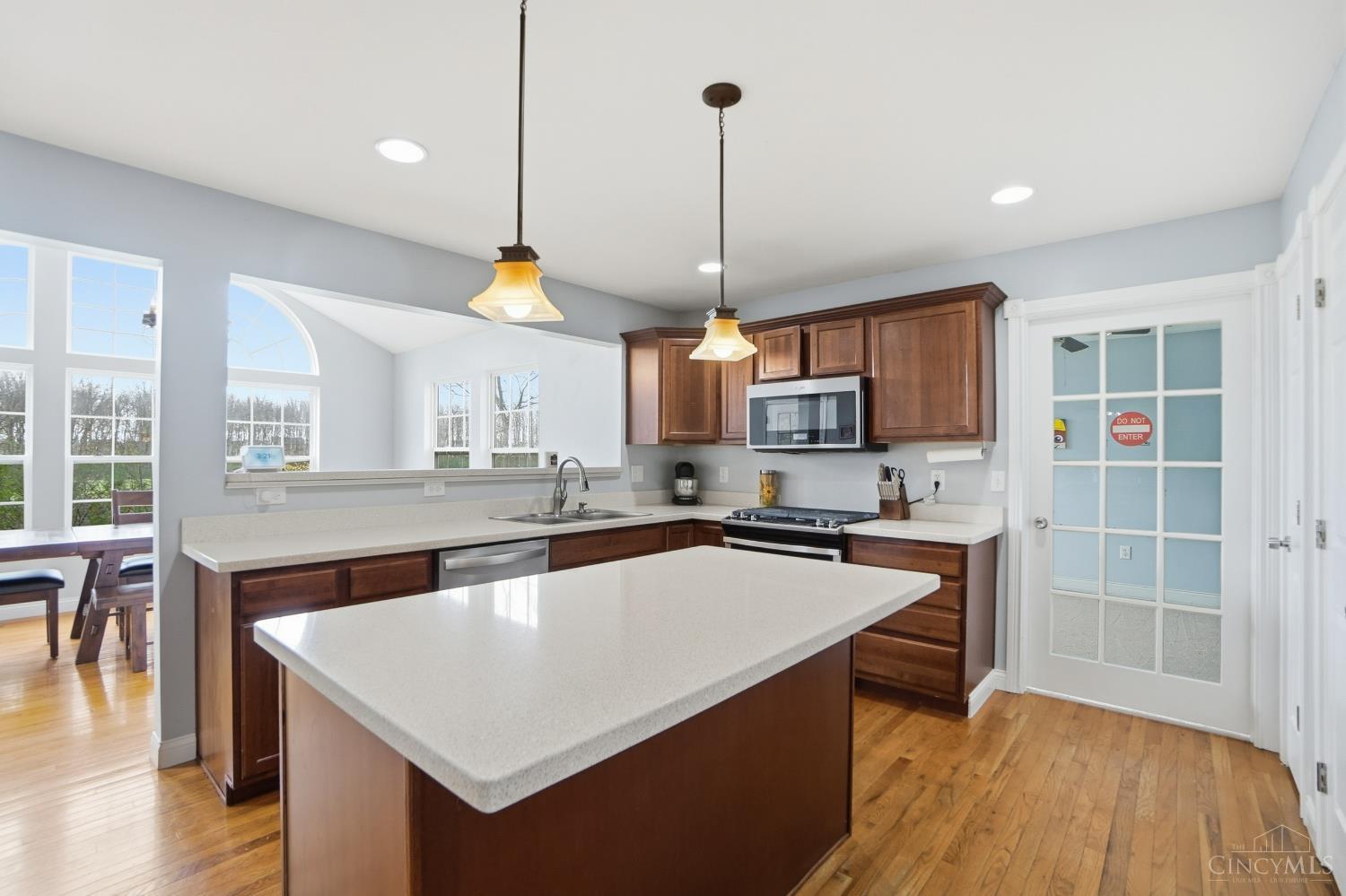 8145 Acorn Trail