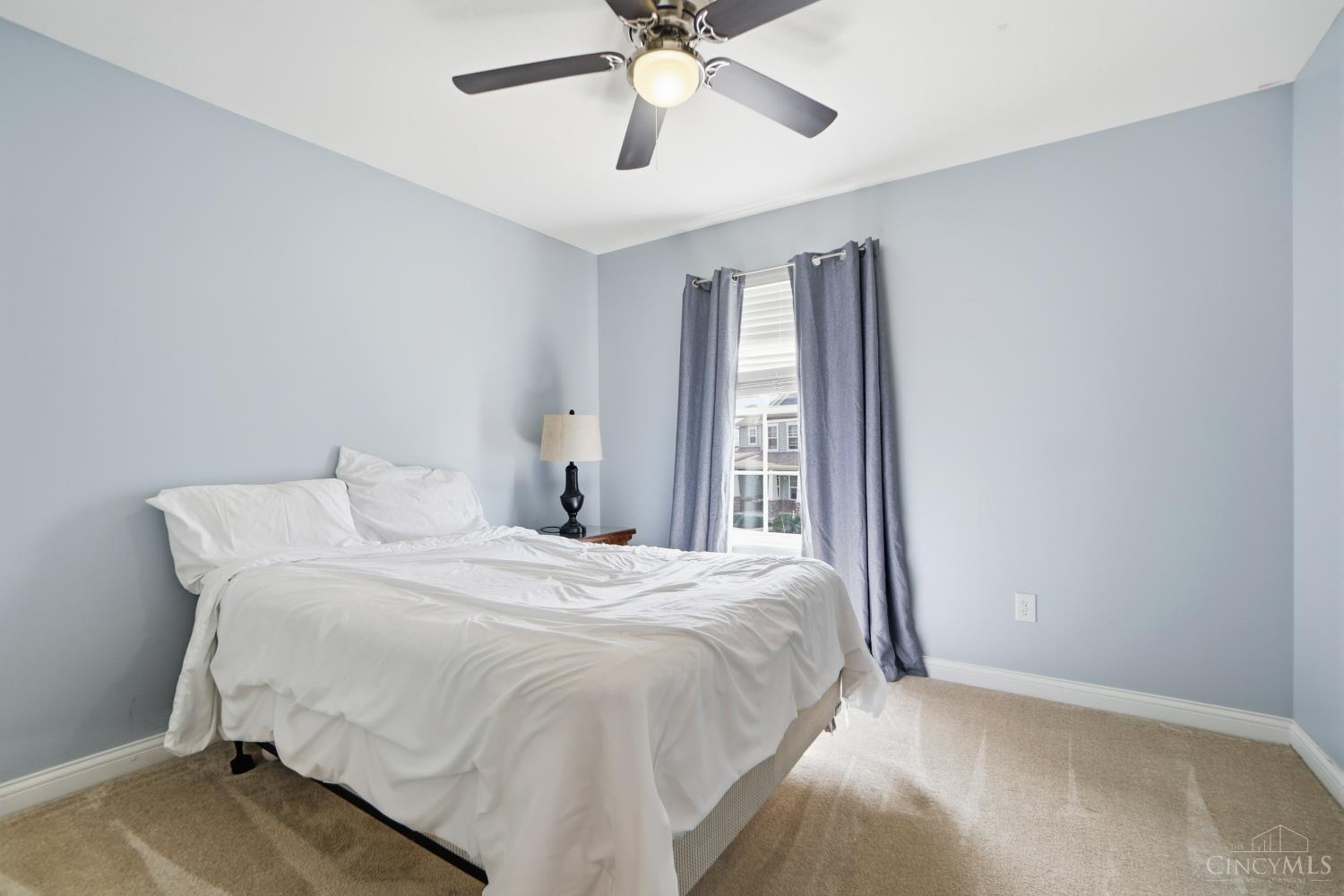 8145 Acorn Trail