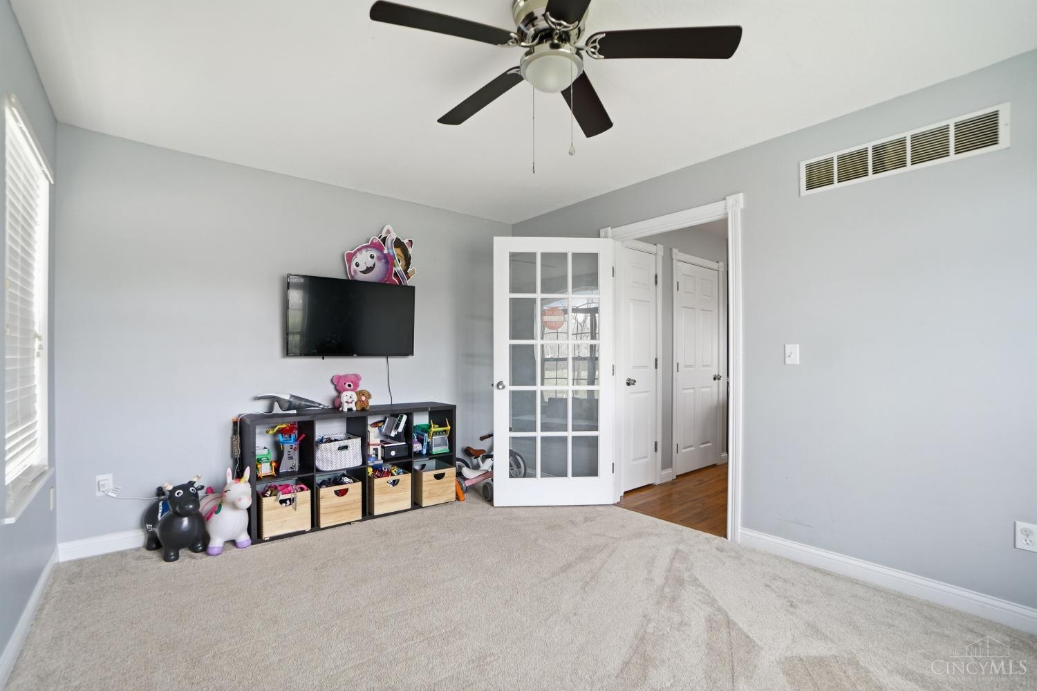 8145 Acorn Trail