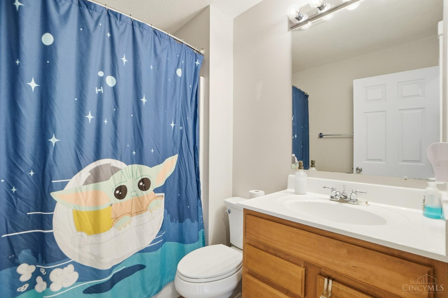 8145 Acorn Trail