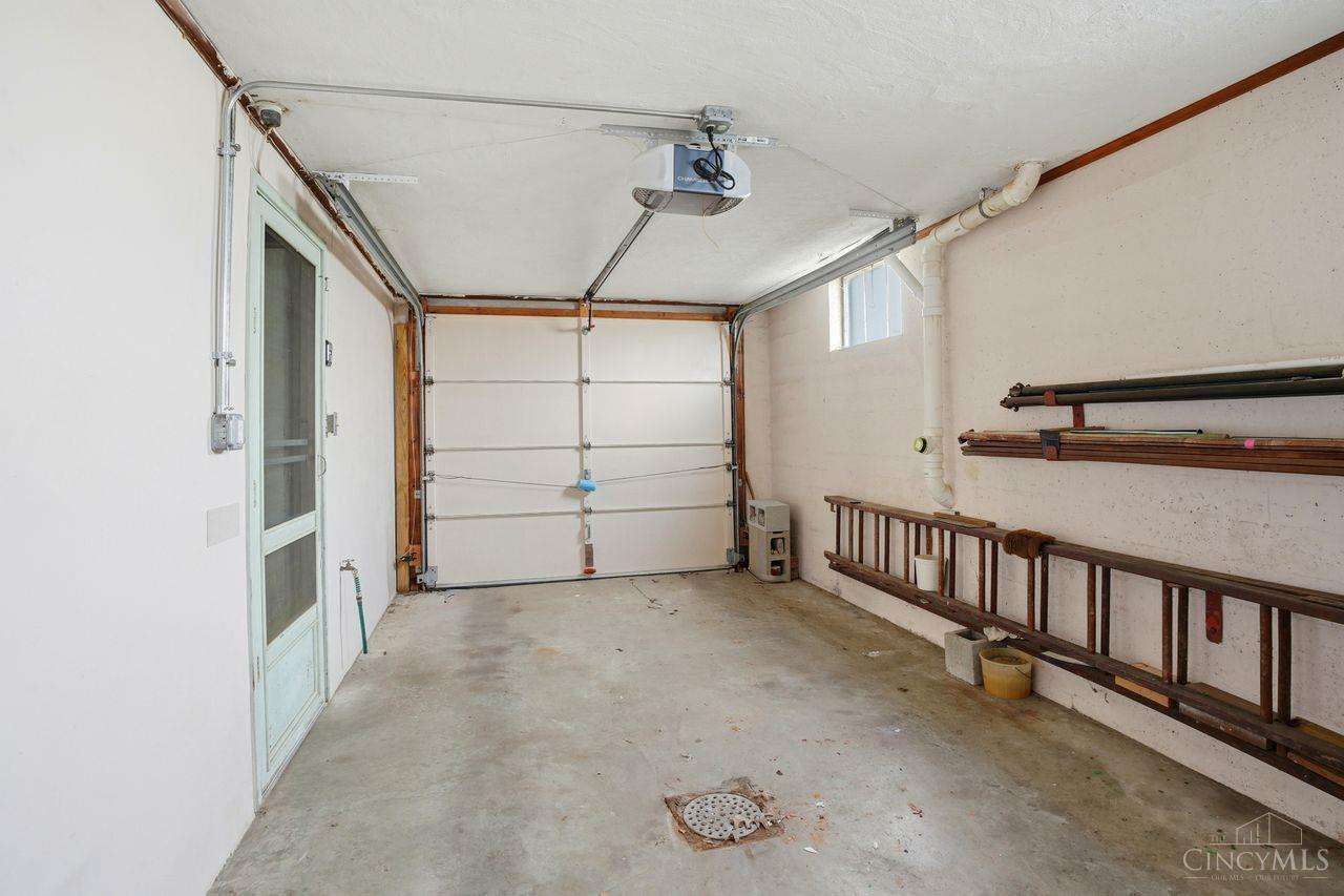 8757 Bridgetown Road