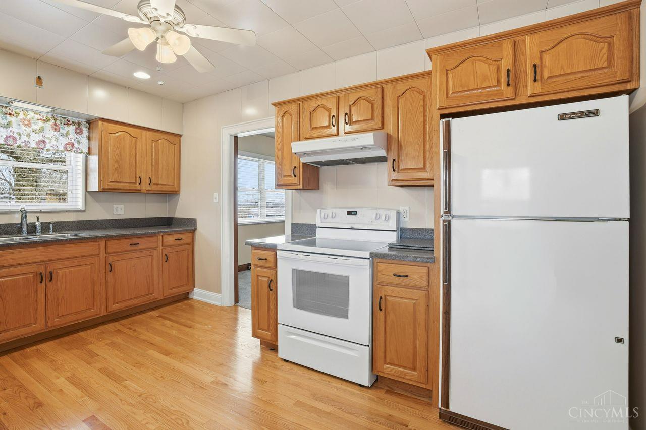 8757 Bridgetown Road