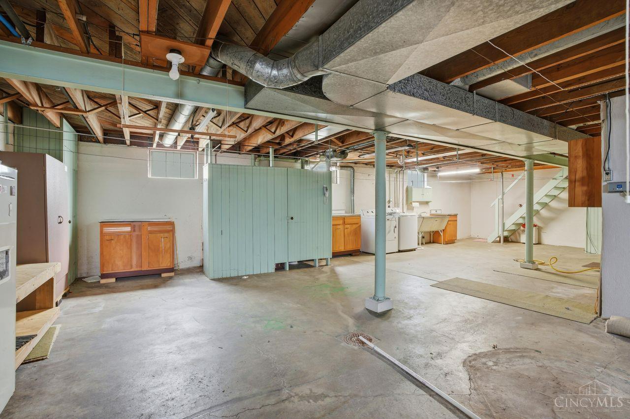 8757 Bridgetown Road