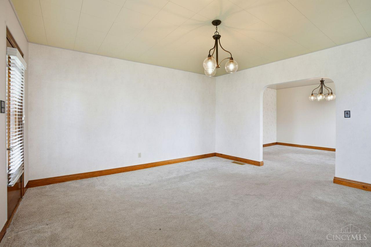 8757 Bridgetown Road