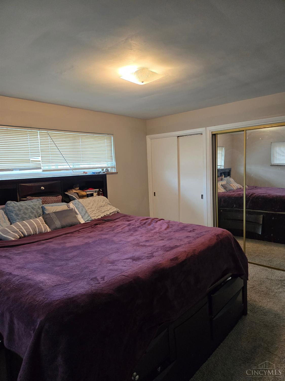 1042 Hollytree Drive