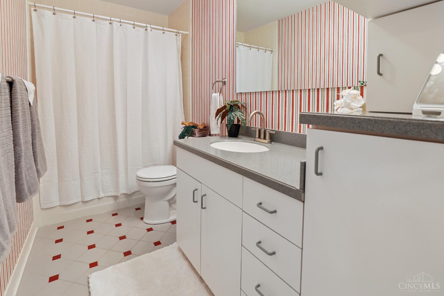 3790 E Fagins Run Loop Road