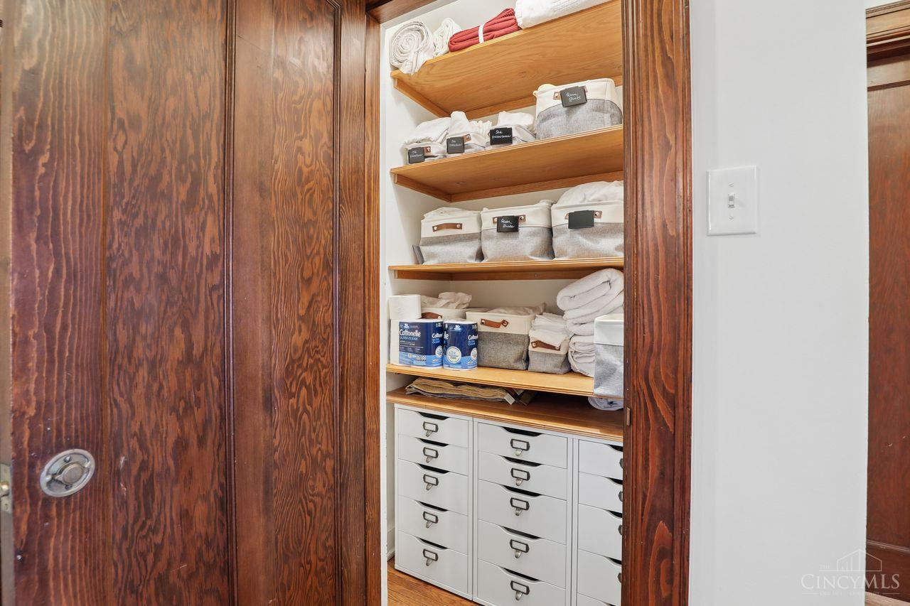 1122 Beverly Hill Drive