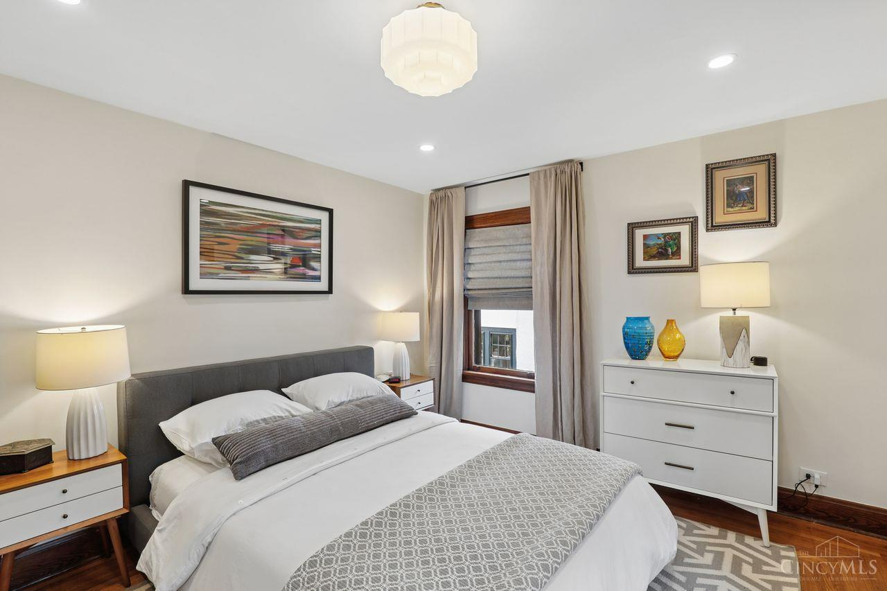 1122 Beverly Hill Drive