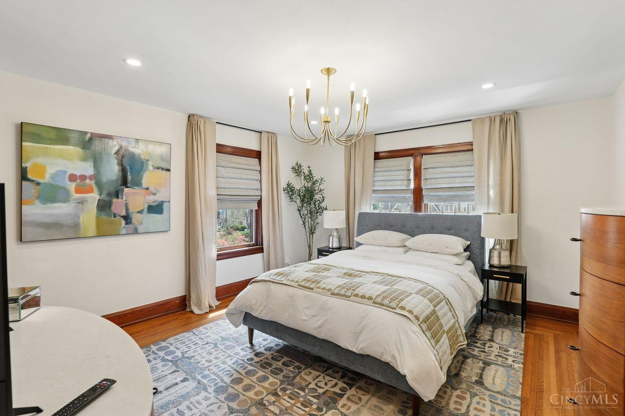 1122 Beverly Hill Drive