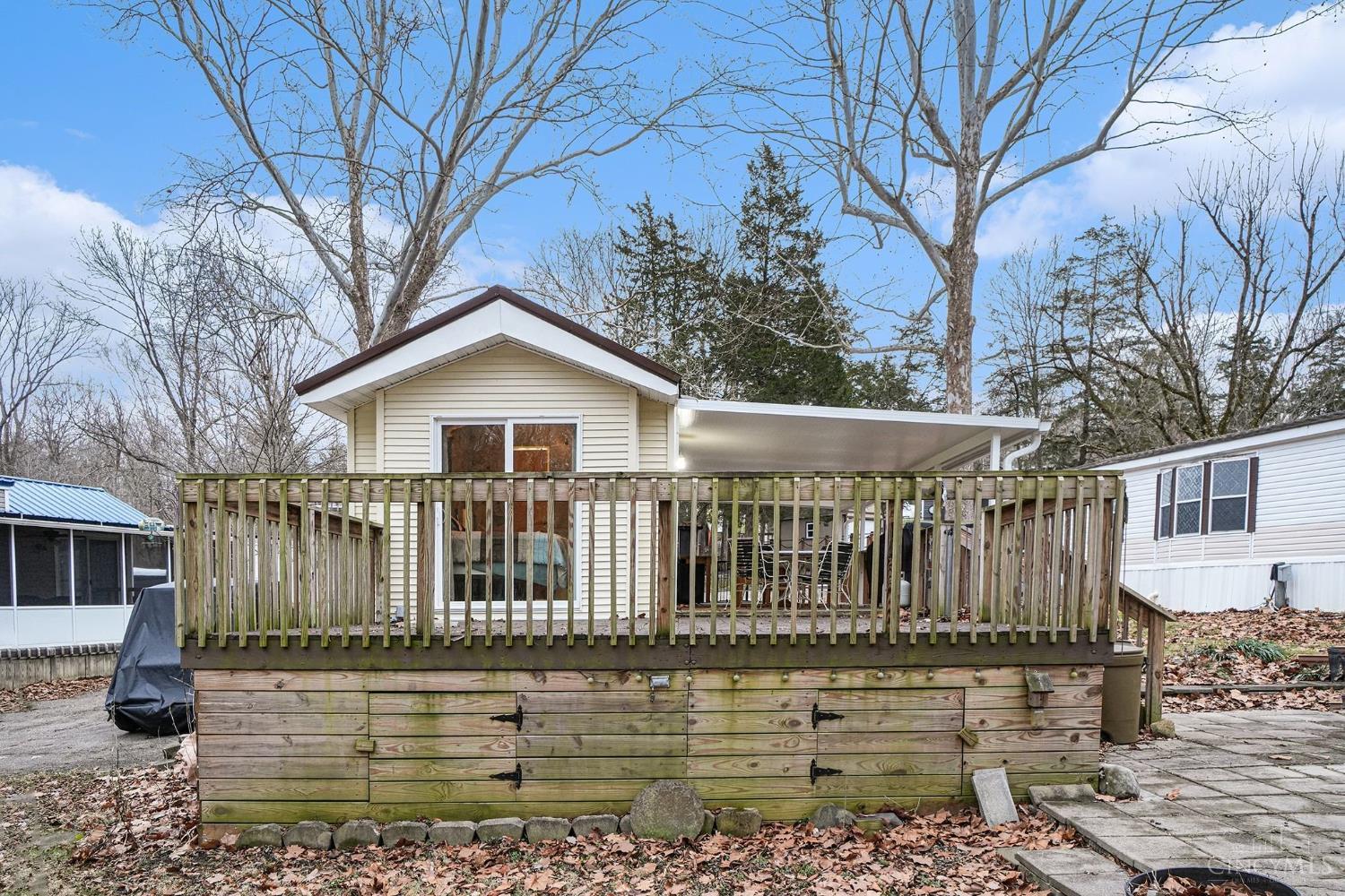 162 W Old State Road 101 162
