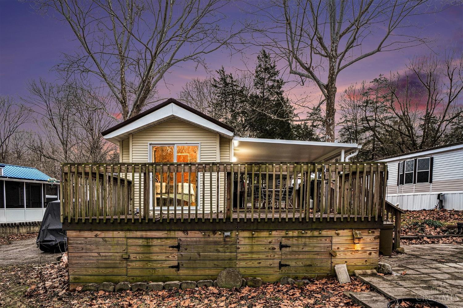 162 W Old State Road 101 162