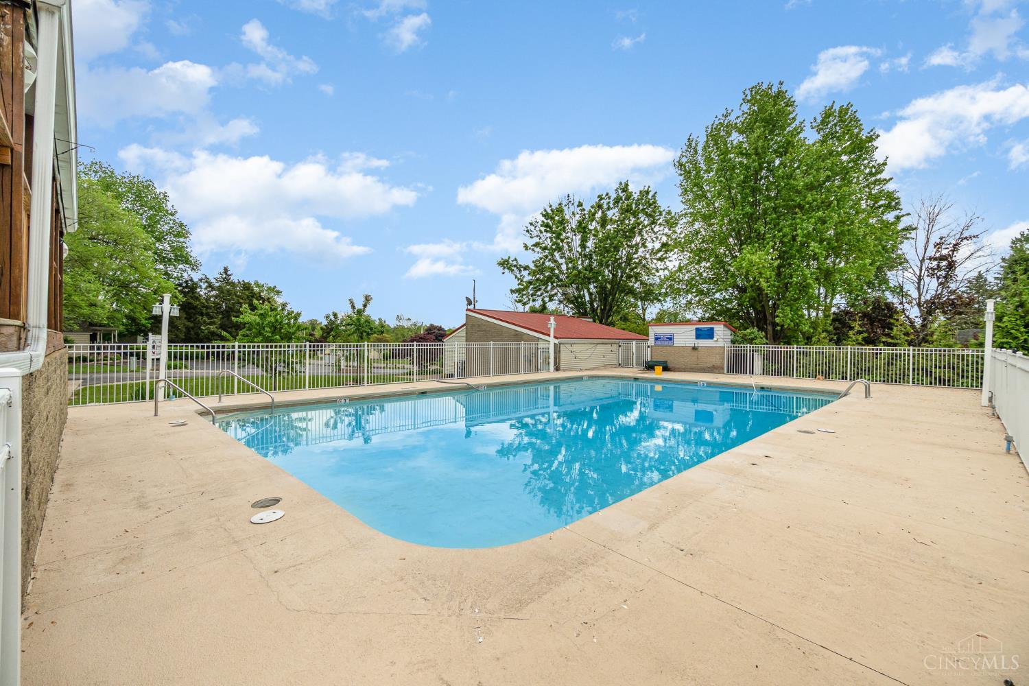 162 W Old State Road 101 162