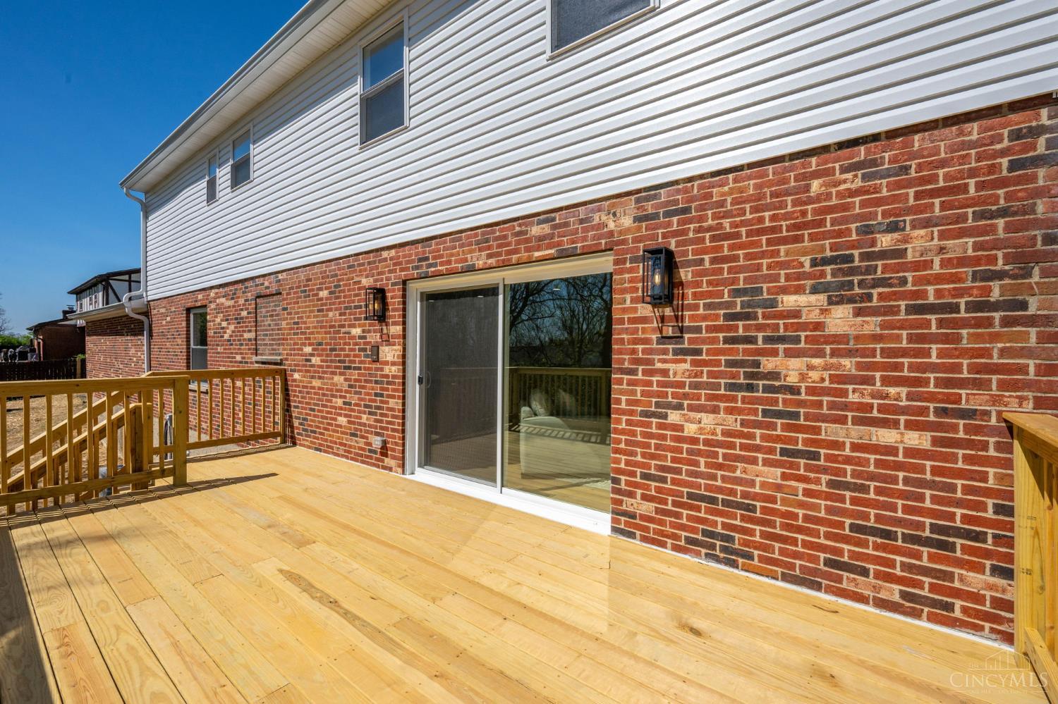 3543 Rackacres Drive