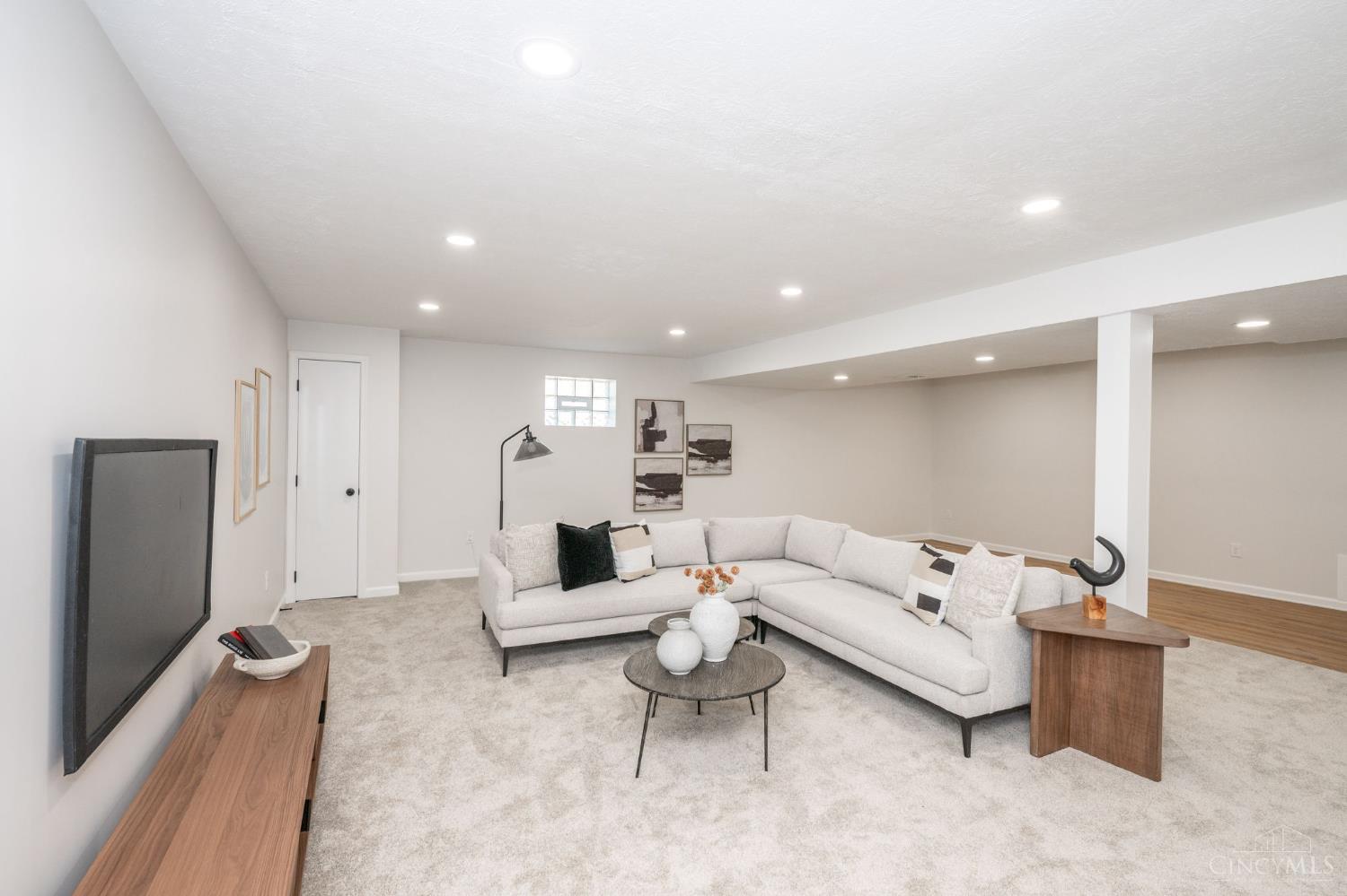 3543 Rackacres Drive