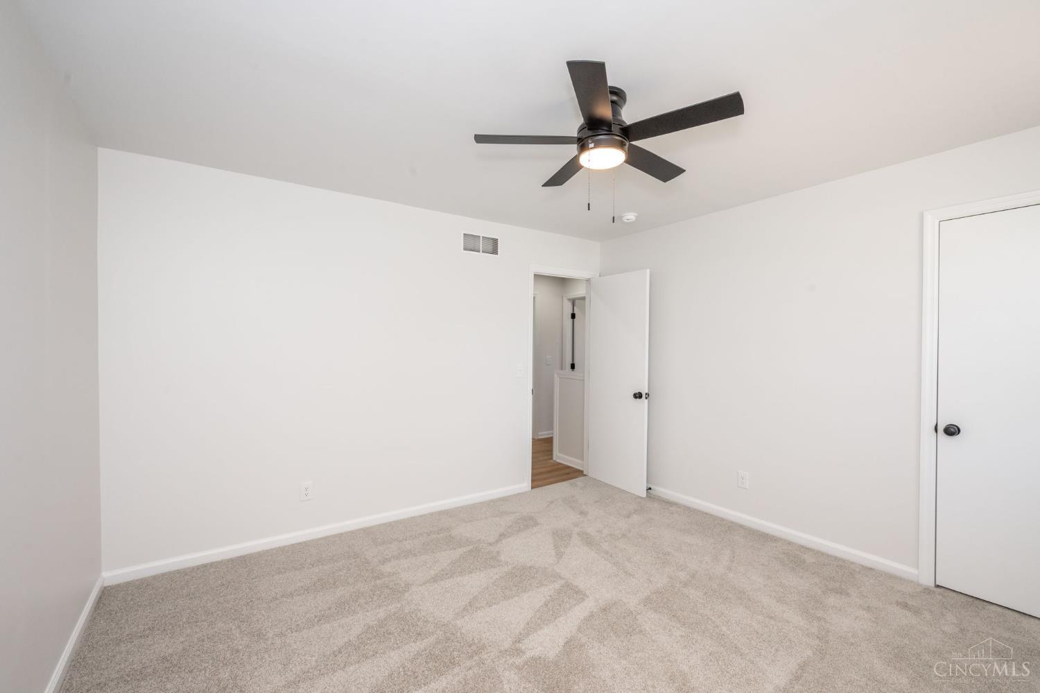 3543 Rackacres Drive